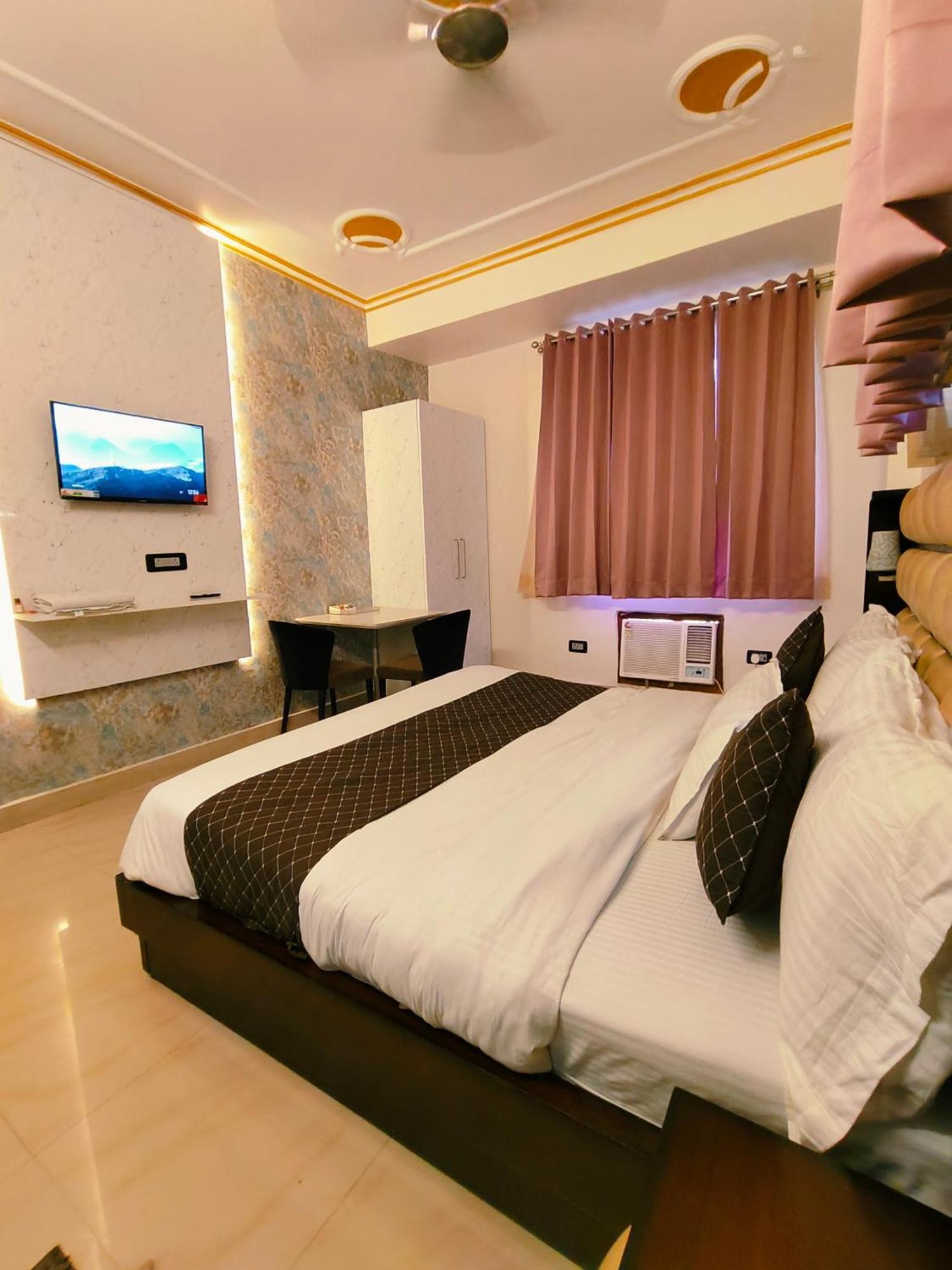 Hotel New Imperial Ghaziabad Εξωτερικό φωτογραφία